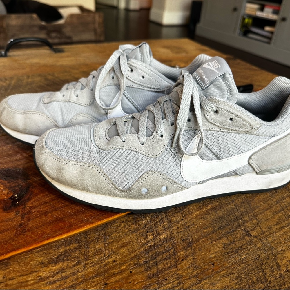 Nike Classic Light Gray Sneakers - Picture 2 of 4